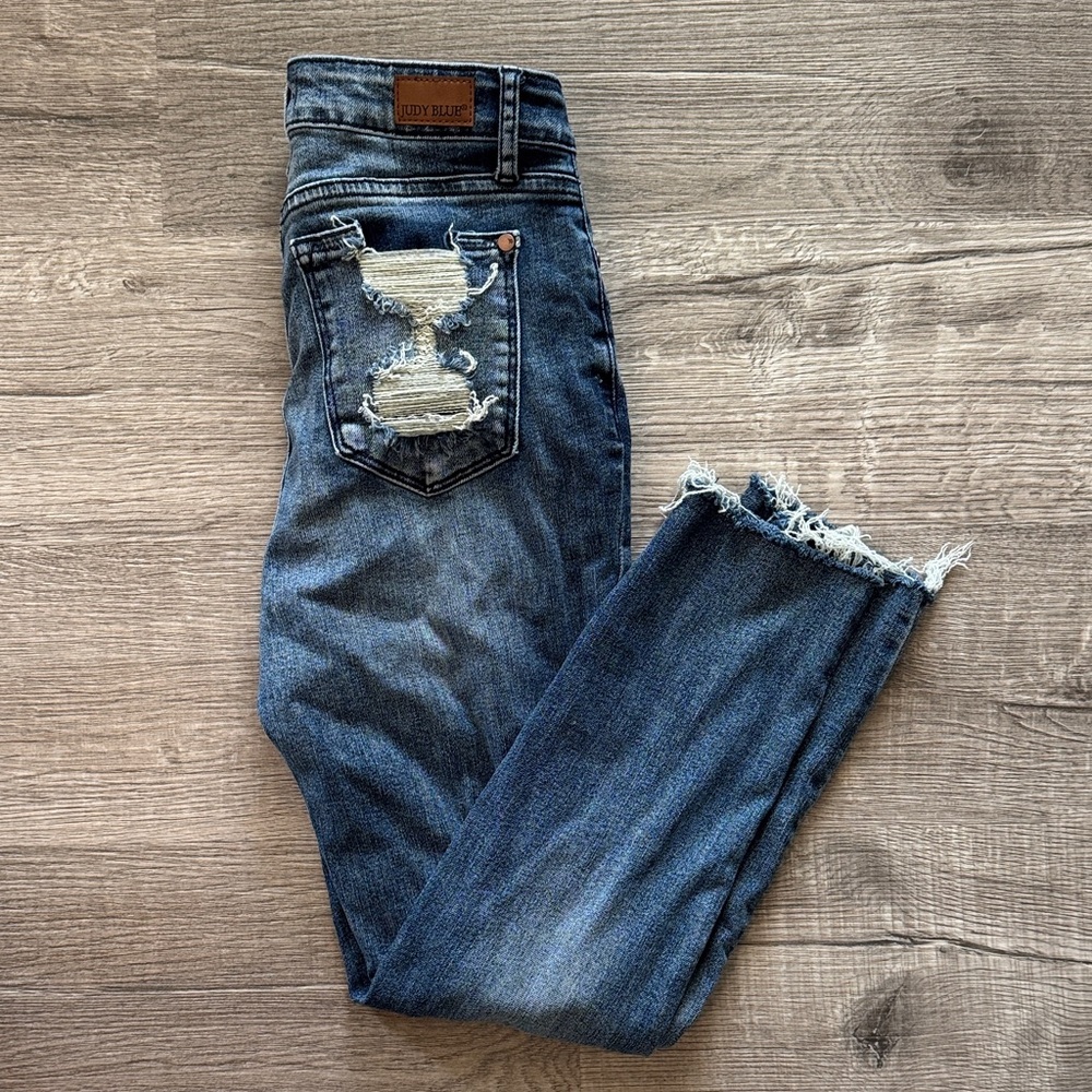 Judy Blue Women's Ankle Distressed Denim Jeans